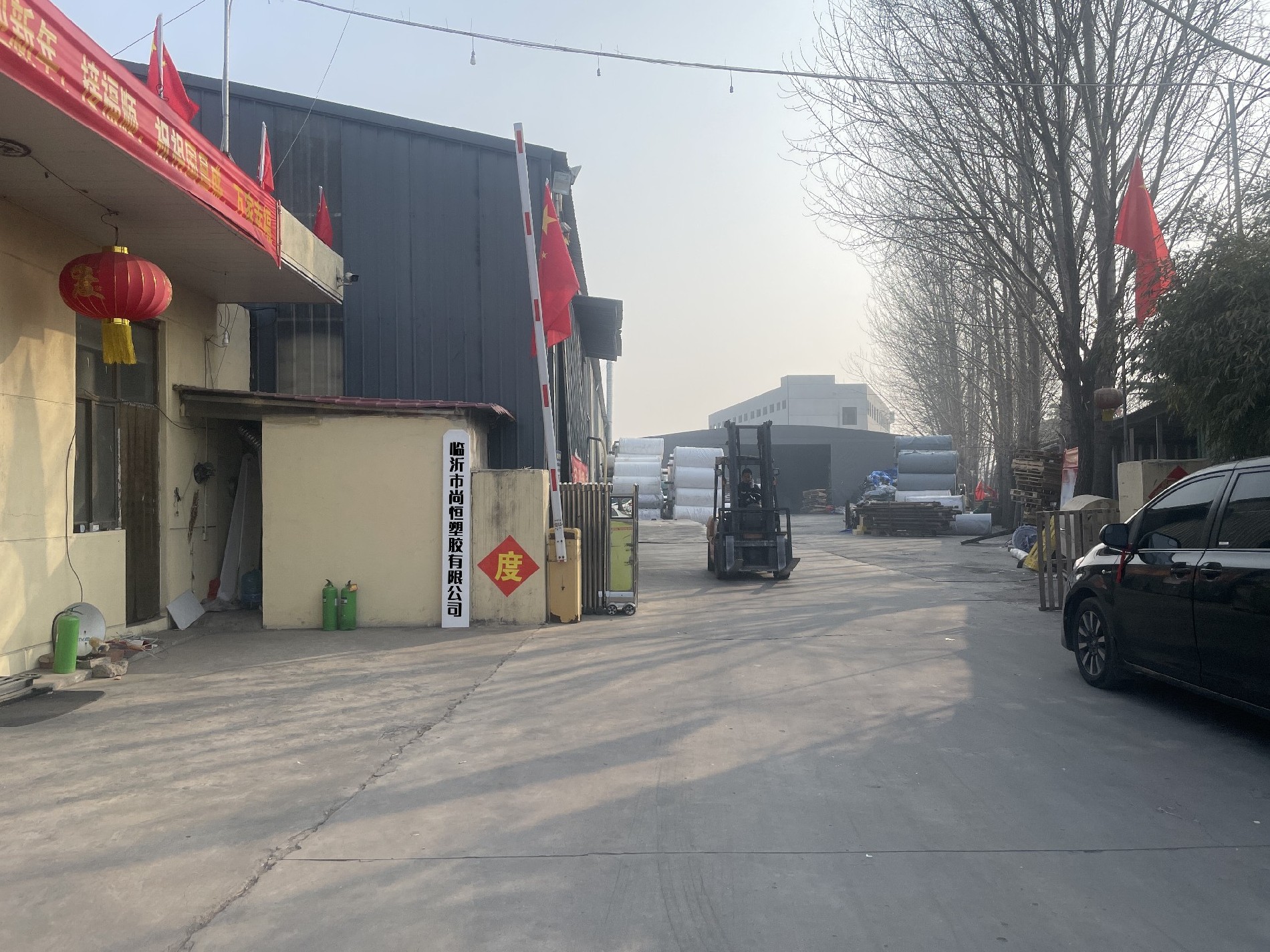 篷布專家——臨沂市尚恒塑膠有限公司，為您提供高品質(zhì)篷布解決方案